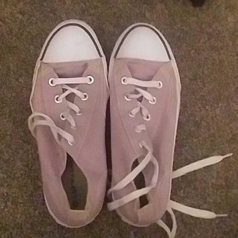 White and pink arwalks